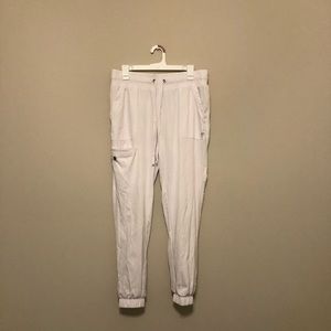 Healing Hands Jogger Scrub Pants